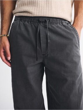 Abercrombie & Fitch Men's Baggy Chinos in Charcoal Gray